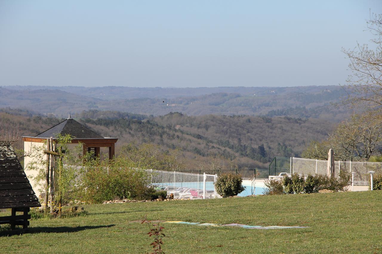 Hotel Domaine Des Compouzines Montignac-Lascaux Exteriér fotografie